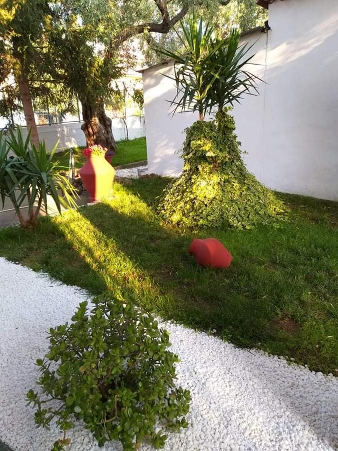 Valia House Thassos Apartment สกาลา กัลลีราคิส ภายนอก รูปภาพ
